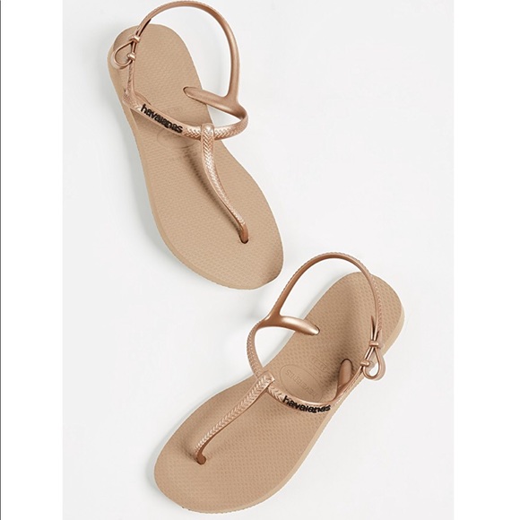 Havaianas Shoes - Havaianas freedom t-strap sandals in rose gold